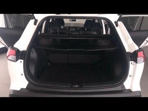 Toyota Corolla Cross 1.8 XS - Image 13