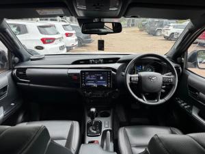 Toyota Hilux 2.8GD-6 48V double cab Legend - Image 6