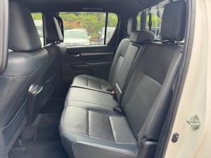 Toyota Hilux 2.8GD-6 48V double cab Legend - Image 16