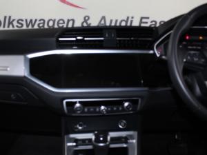 Audi Q3 35 TDI S Tronic Urban Edition - Image 11