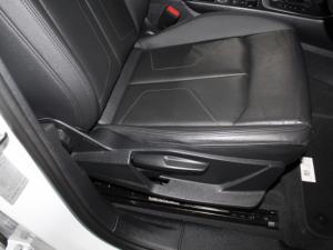 Audi Q3 35 TDI S Tronic Urban Edition - Image 17