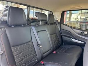 Nissan Navara 2.5DDTI PRO-4X 4X4 automatic D/C - Image 12