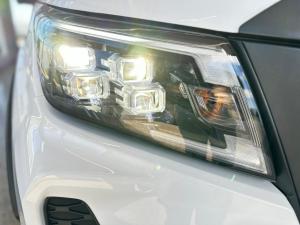 Nissan Navara 2.5DDTI PRO-4X 4X4 automatic D/C - Image 5