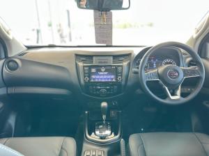Nissan Navara 2.5DDTI PRO-4X 4X4 automatic D/C - Image 7