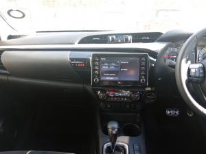 Toyota Hilux 2.8 GD-6 GR-S 4X4 automaticD/C - Image 11