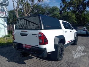 Toyota Hilux 2.8 GD-6 GR-S 4X4 automaticD/C - Image 2