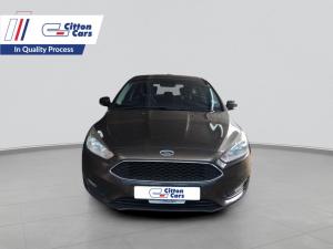 Ford Focus 1.0 Ecoboost Trend 5-Door - Image 2