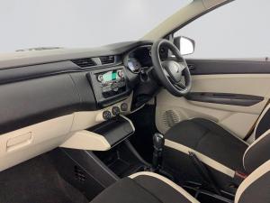 Renault Triber 1.0 Expression / Life - Image 16