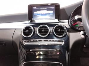 Mercedes-Benz C-Class C200 auto - Image 12