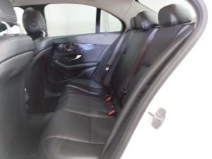 Mercedes-Benz C-Class C200 auto - Image 15
