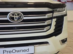 Toyota Land Cruiser 300 3.3D ZX - Image 15
