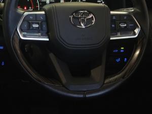 Toyota Land Cruiser 300 3.3D ZX - Image 23
