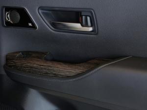 Toyota Land Cruiser 300 3.3D ZX - Image 25