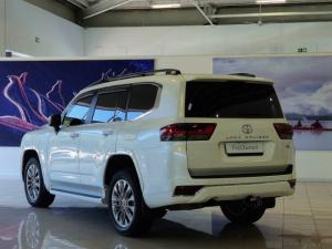 Toyota Land Cruiser 300 3.3D ZX - Image 4