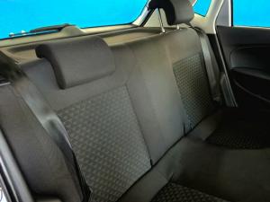 Volkswagen Polo Vivo hatch 1.4 Trendline - Image 11