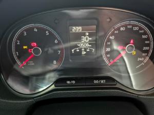 Volkswagen Polo Vivo hatch 1.4 Trendline - Image 14