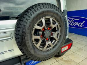 Suzuki Jimny 1.5 GLX AllGrip 3-door auto - Image 10