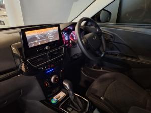 Mahindra XUV 3XO 1.2T MX3 auto - Image 7