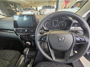 Mahindra XUV 3XO 1.2T MX2 auto - Image 7