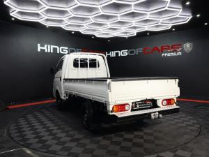 Hyundai H-100 Bakkie 2.6D deck - Image 4