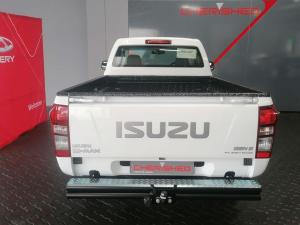 Isuzu D-Max Gen 6 250 single cab Fleetside safety - Image 5