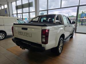 Isuzu KB 250D-Teq double cab Hi-Rider - Image 3