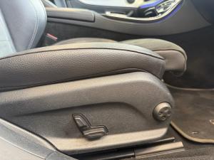 Mercedes-Benz E-Class E220d Avantgarde - Image 17