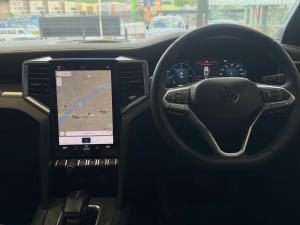 Volkswagen Amarok 3.0TDI V6 double cab Aventura 4Motion - Image 5