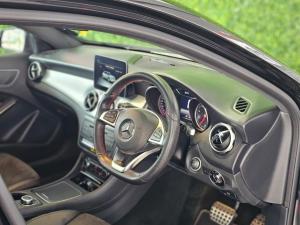 Mercedes-Benz GLA GLA200 auto - Image 18