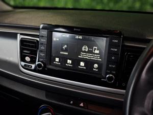 Kia Rio hatch 1.4 EX - Image 11