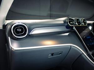 Mercedes-Benz GLC GLC300 4Matic Avantgarde - Image 16