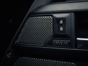 Land Rover Defender 110 V8 - Image 15