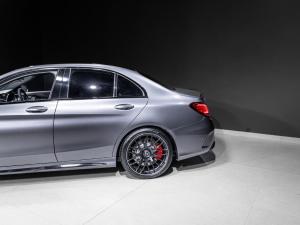 Mercedes-Benz C-Class C63 S - Image 30