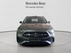 Mercedes-Benz GLA GLA200d Progressive - Image 2