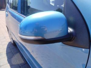 Hyundai i10 1.25 Fluid - Image 17