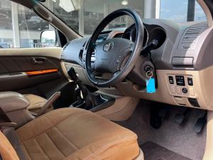 Toyota Fortuner 3.0D-4D 4x4 - Image 22