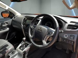 Mitsubishi Triton 2.4DI-D double cab Athlete 4x4 - Image 13