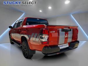 Mitsubishi Triton 2.4DI-D double cab Athlete 4x4 - Image 3