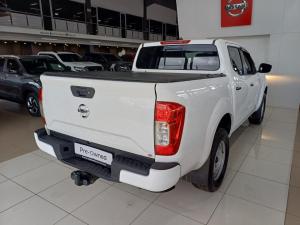 Nissan Navara 2.5DDTi double cab SE manual - Image 4