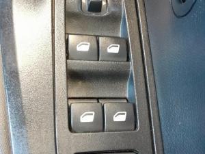 Peugeot 2008 1.2T Allure - Image 14