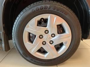 Hyundai Venue 1.2 Motion - Image 9