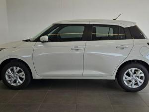 Suzuki Swift 1.2 GL+ auto - Image 7