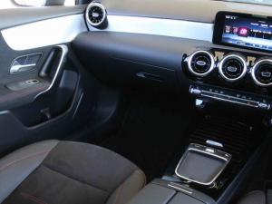 Mercedes-Benz A-Class A200 hatch Progressive - Image 10