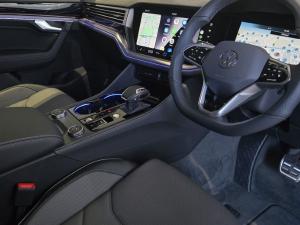 Volkswagen Touareg V6 TDI R-Line - Image 13