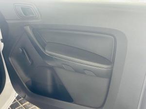 Ford Ranger 2.2TDCi (aircon) - Image 15