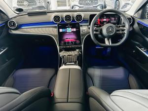 Mercedes-Benz C-Class C220d Avantgarde - Image 4