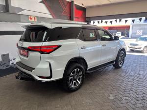 Toyota Fortuner 2.8GD-6 VX - Image 2