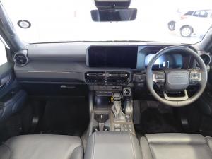 Toyota Land Cruiser Prado 2.8GD VX-R - Image 6