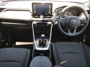 Toyota RAV4 2.0 GX - Image 6
