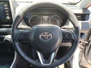 Toyota RAV4 2.0 GX - Image 8